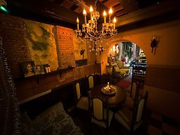 The Gallery Inn