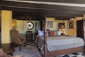 The Gallery Inn