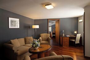 Hotel More