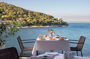 Hotel More