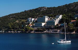 Hotel More