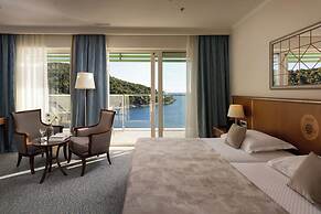 Hotel More