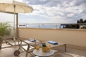 Hotel More