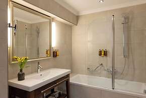 Hotel More
