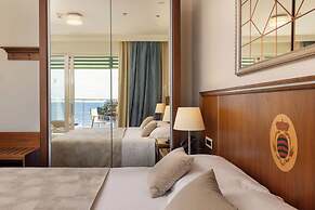 Hotel More