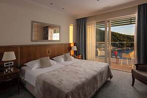 Hotel More