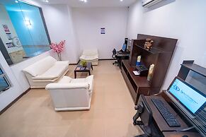 Santorini Hotel & Resort