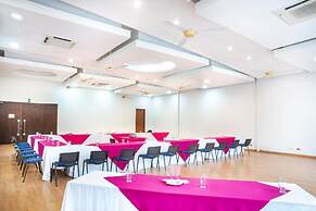 Santorini Hotel & Resort