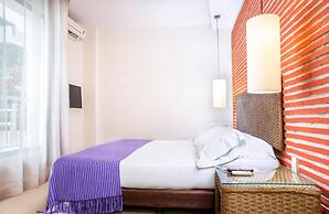 Santorini Hotel & Resort