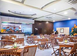 Santorini Hotel & Resort