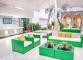 Santorini Hotel & Resort