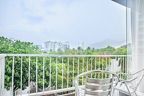 Santorini Hotel & Resort