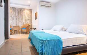 Hotel Santorini Express y Cabañas