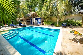 Hotel Santorini Express y Cabañas