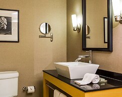 Cambria Hotel Traverse City