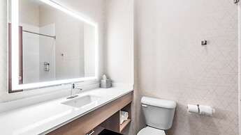 Holiday Inn Express Hotel & Suites Van Wert by IHG