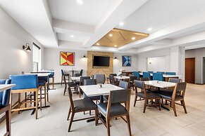 Holiday Inn Express Hotel & Suites Van Wert by IHG