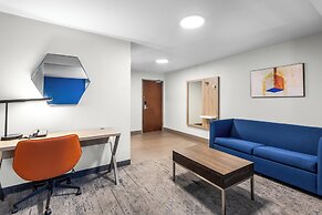 Holiday Inn Express Hotel & Suites Van Wert by IHG