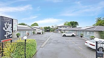 Arthur's Court Motor Lodge