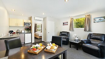 Arthur's Court Motor Lodge