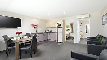 Arthur's Court Motor Lodge