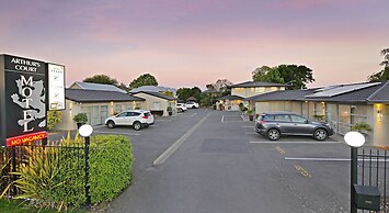 Arthur's Court Motor Lodge