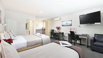 Arthur's Court Motor Lodge