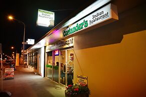 Arthur's Court Motor Lodge