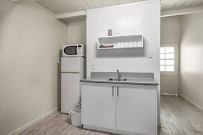 Capital Lodge Motor Inn