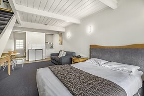 Capital Lodge Motor Inn