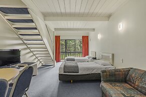 Capital Lodge Motor Inn