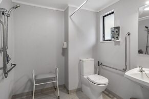 Capital Lodge Motor Inn