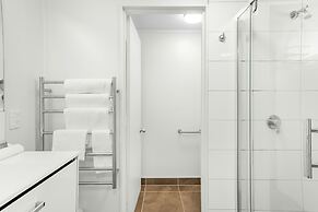 Capital Lodge Motor Inn