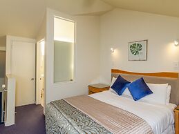 Capital Lodge Motor Inn