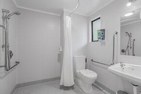 Capital Lodge Motor Inn