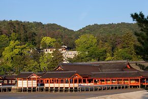 Miyajima Grand Hotel Arimoto