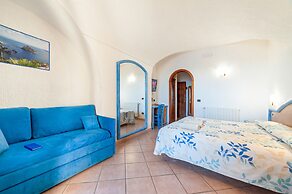 Punta Chiarito Resort