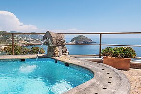 Punta Chiarito Resort