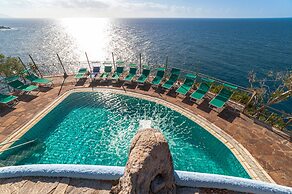 Punta Chiarito Resort