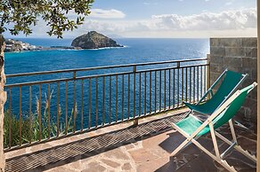 Punta Chiarito Resort
