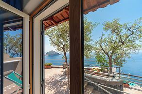 Punta Chiarito Resort