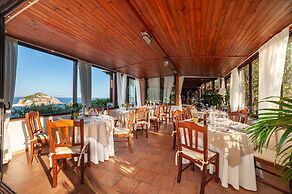 Punta Chiarito Resort