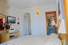 Punta Chiarito Resort