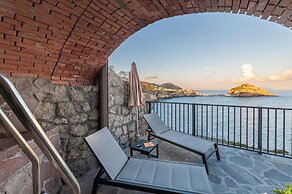 Punta Chiarito Resort