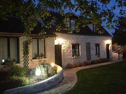 Hotel***Aunette Cottage Senlis