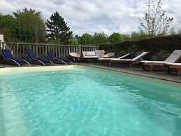 Hotel***Aunette Cottage Senlis