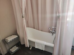 Hotel***Aunette Cottage Senlis