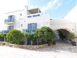 Iria Beach art hotel