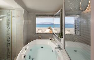 Iria Beach art hotel