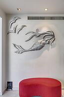 Iria Beach art hotel